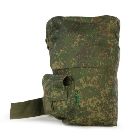 Подсумок под противогаз и пустые магазины